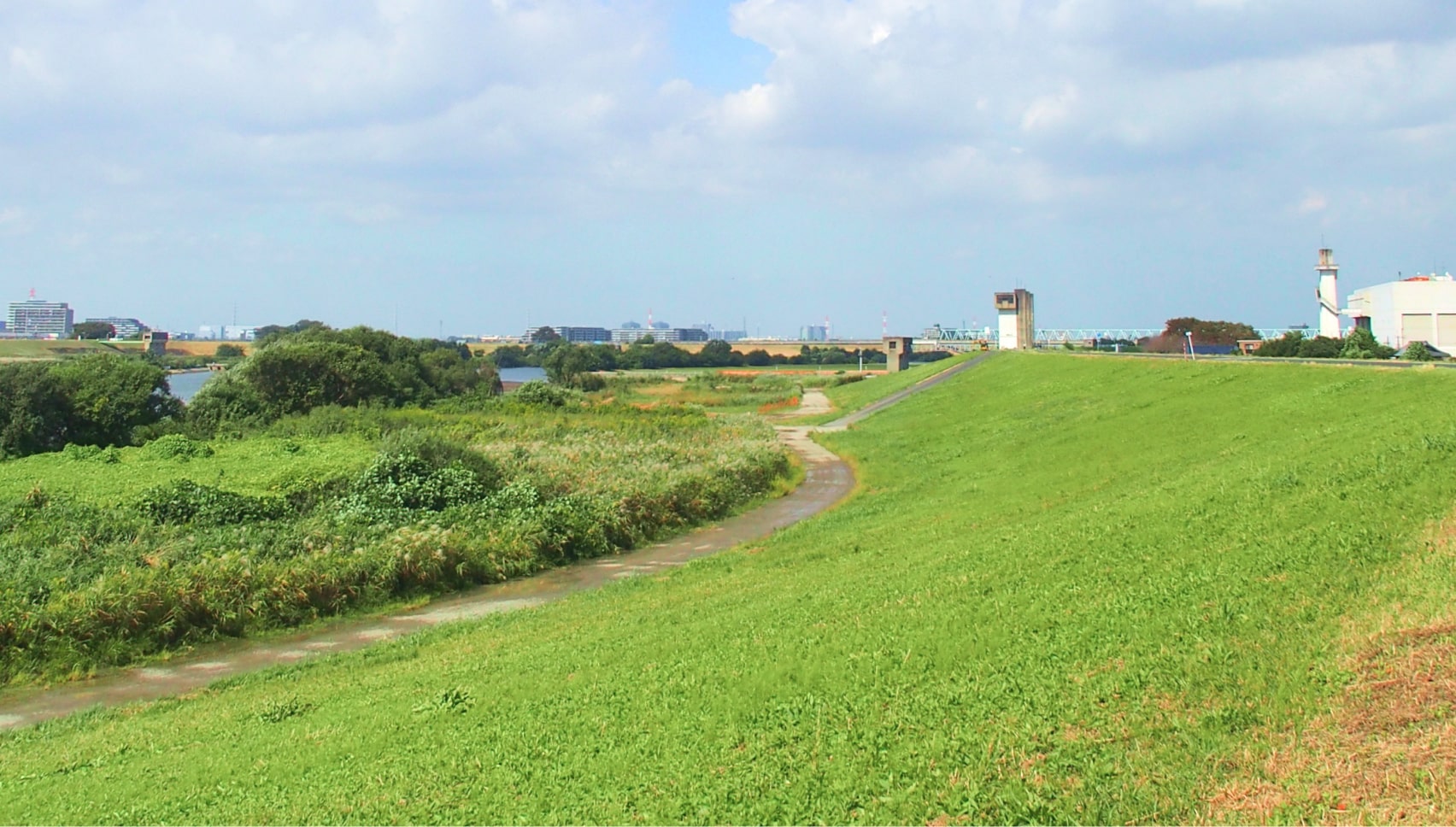 土木工事（堤防除草工事）